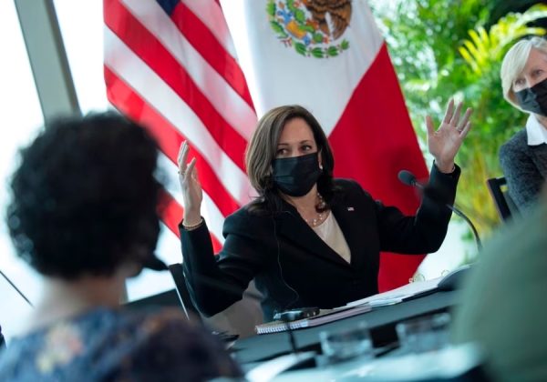 Kamala Harris recorrerá la frontera en Arizona este viernes para abordar migración