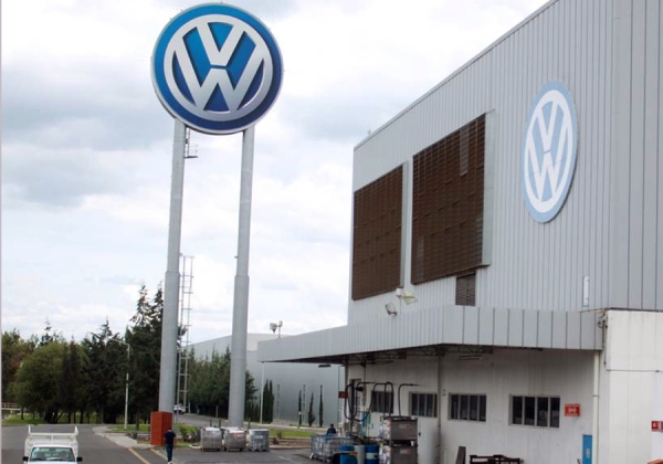 México y EU cierran conflicto laboral en Volkswagen Puebla; se reanudan pagos