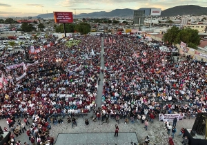 En 2024 vamos a seguir haciendo historia juntos, gobierno y pueblo: Claudia Sheinbaum