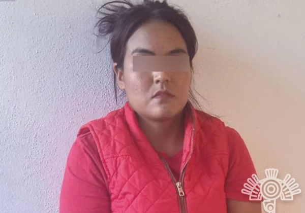 Detiene SSP a mujer que pretendía ingresar posible droga al penal de Tepexi