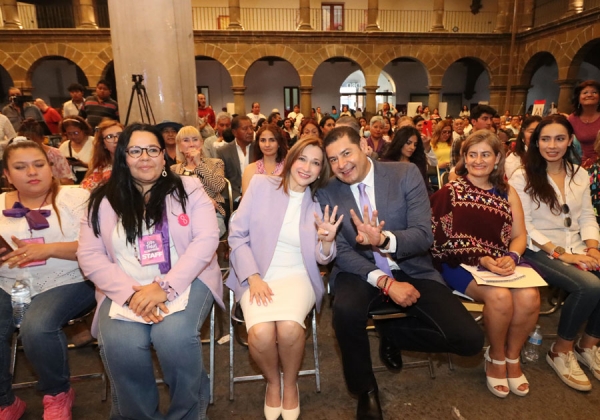 Mujeres, arquitectas del futuro de Puebla: Alejandro Armenta