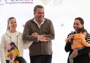 Firma SEDIF contrato de donación con Tarlets Coffee para festejar a menores