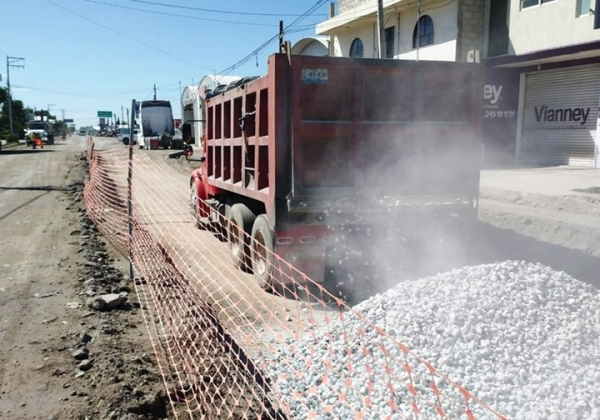 Cemento Cruz Azul mejora infraestructura en Tuzuapan en Palmar de Bravo