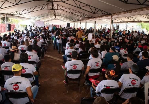 Las juventudes de Michoacán Baja California y Colima viven el ClaudiaFest en apoyo Sheinbaum