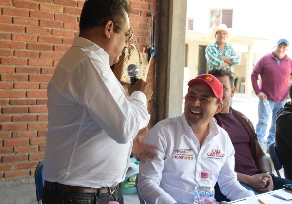 Eduardo Castillo y Manuel Vega reciben el respaldo de la población   