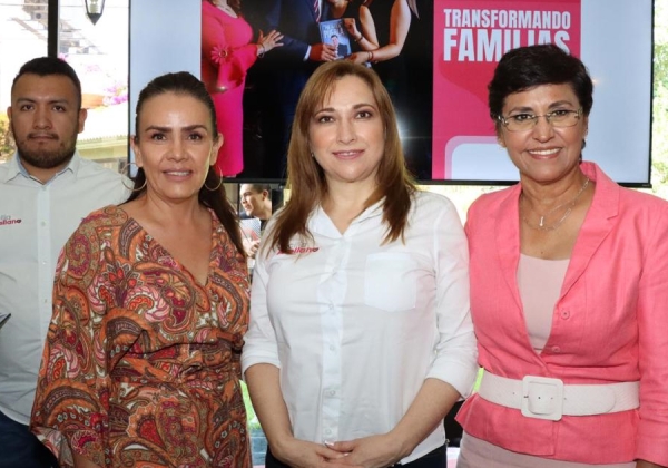 Encabeza Ceci Arellano encuentro sobre Valores Familiares con Mujeres de Puebla Capital