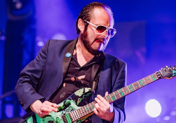 Murió Lino Nava, guitarrista de La Lupita, tras una larga batalla contra el cáncer