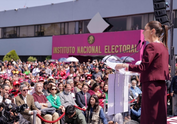 Claudia Sheinbaum se registra ante el INE como candidata a la Presidencia de México