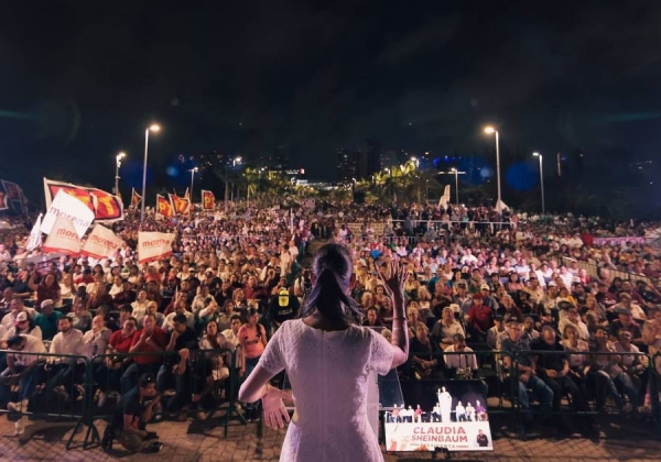 Claudia Sheinbaum va por la desprivatización del agua en Cancún