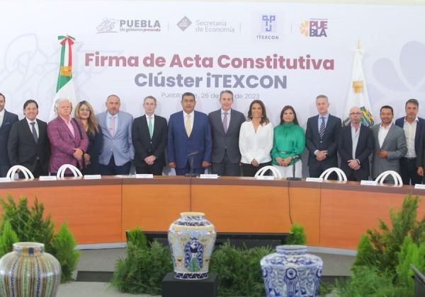 Con integración de clúster de la industria textil y confección, gobierno estatal promueve crecimiento de Puebla