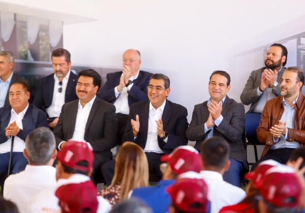 Inicia gobierno de Sergio Salomón primera fase del Sistema Metropolitano de Transporte