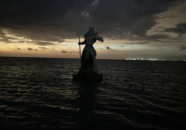 Difunde fake news sobre retiro de estatua de Poseidón de la playa en Puerto Progreso