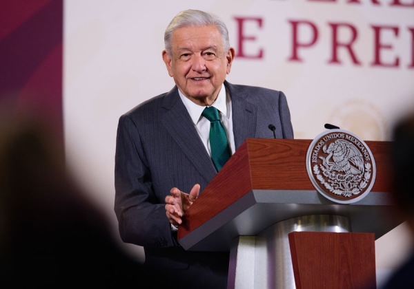 Prevé AMLO que hoteles en Acapulco se reestrenen en marzo-abril de 2024