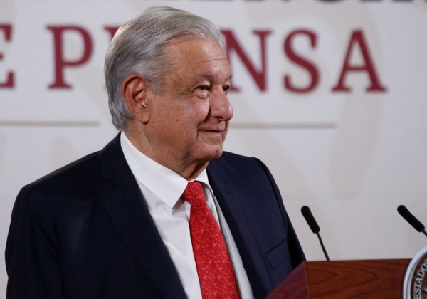 No se puede cerrar la frontera México-EU, dice AMLO a Trump