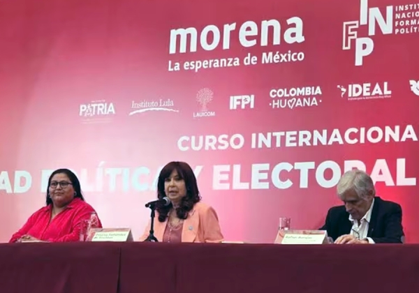 Respalda Cristina Kirchner Reforma Judicial de AMLO en acto de Morena