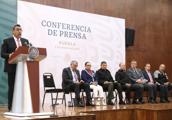 En Puebla, gobernabilidad y seguridad están garantizadas, destaca Sergio Salomón ante AMLO