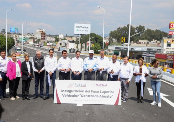 Cumple gobierno de Sergio Salomón con mejorar movilidad en zona metropolitana.