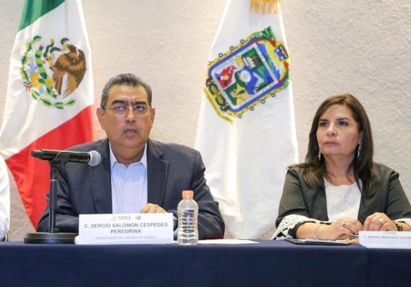 En Puebla los problemas se resuelven con diálogo, afirma Sergio Salomón