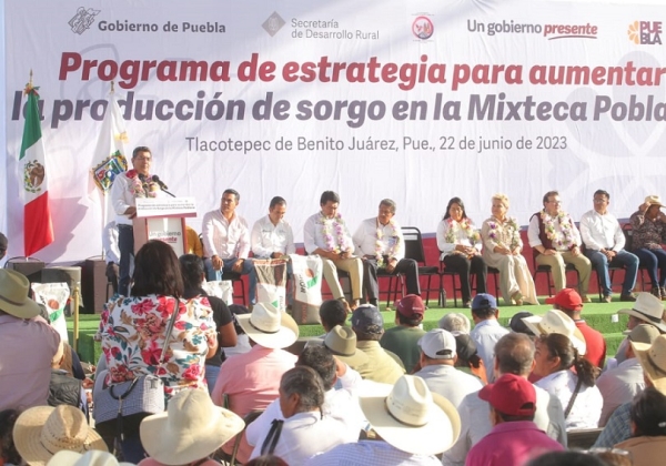 Gobierno de Puebla hace equipo con AMLO para garantizar mejores condiciones de vida, reafirma Sergio Salomón