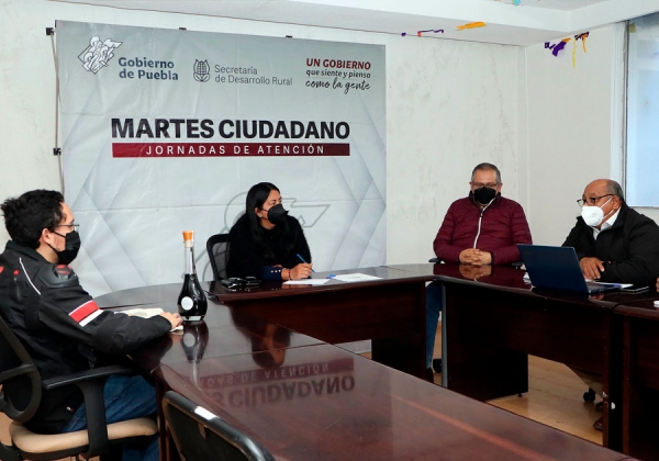 Continúa gobierno estatal con apoyo a productores de mezcal