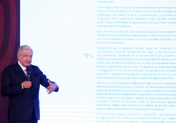 López Obrador envía carta a padres de los 43 normalistas a 10 años de la desaparición