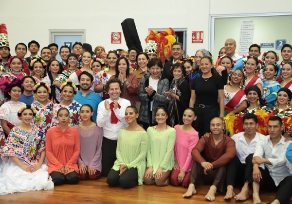 Encabezan Sergio Salomón y Gaby Bonilla concierto a beneficio del SEDIF