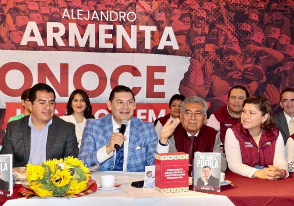 Armenta apoya la política educativa de AMLO y avala libros de texto para el nuevo ciclo escolar