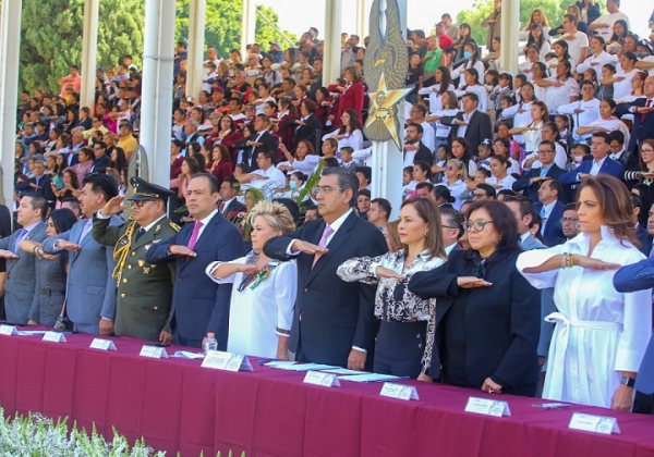 En homenaje a Niños Héroes, Sergio Salomón llama a población a defender valores y compromiso de vivir en paz