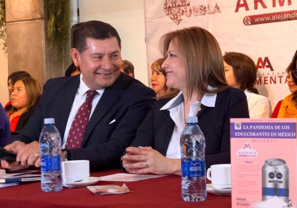 Armenta cumple en la defensa de las mujeres, la niñez y la juventud