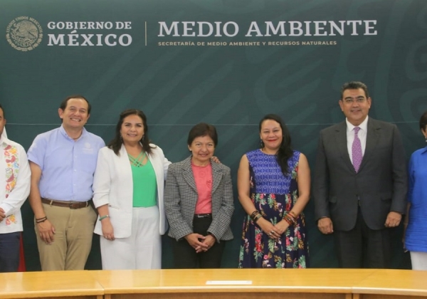 Presenta Sergio Salomón proyecto Ciudad Universitaria 2 a titular de Semarnat