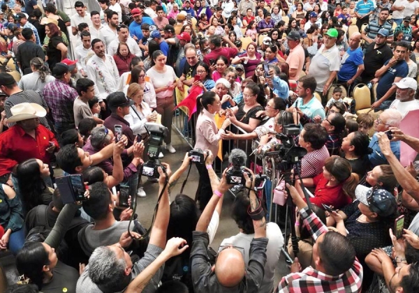 Claudia Sheinbaum impartió una conferencia ante 10 mil personas en Chihuahua