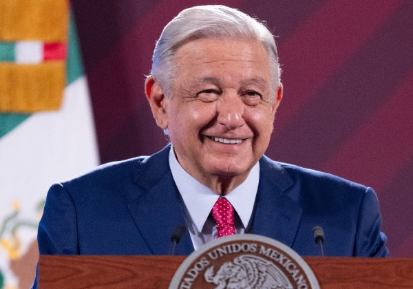 AMLO no ve futuro en el Frente Amplio por México