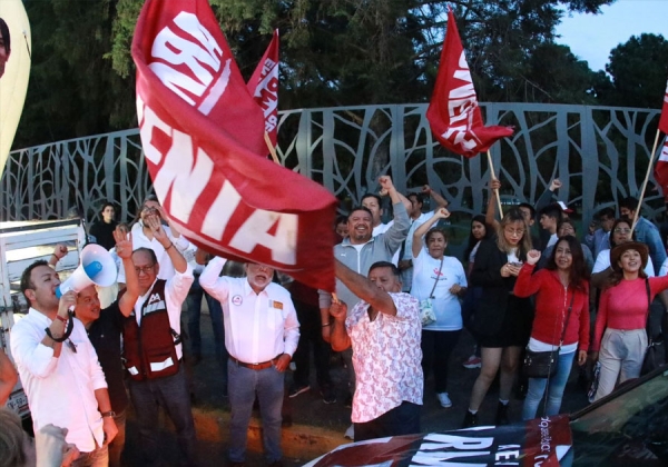 Familias poblanas arrancan Caravana por la Transformación