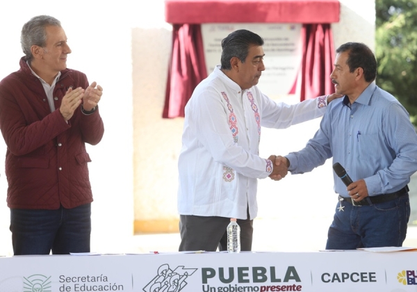 Con obras educativas, gobierno de Sergio Salomón atiende a pueblos originarios