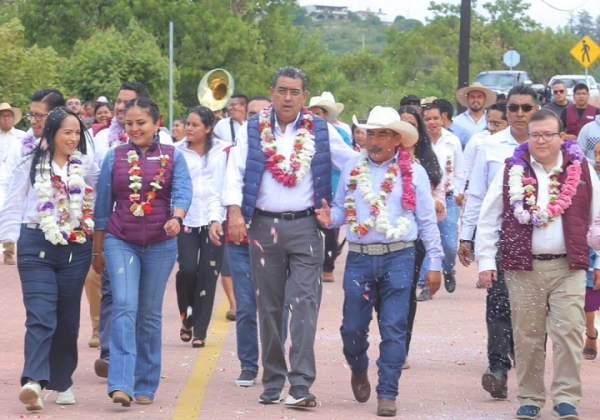 Gobiernos, coordinados para transformar el rostro de Puebla: Sergio Salomón