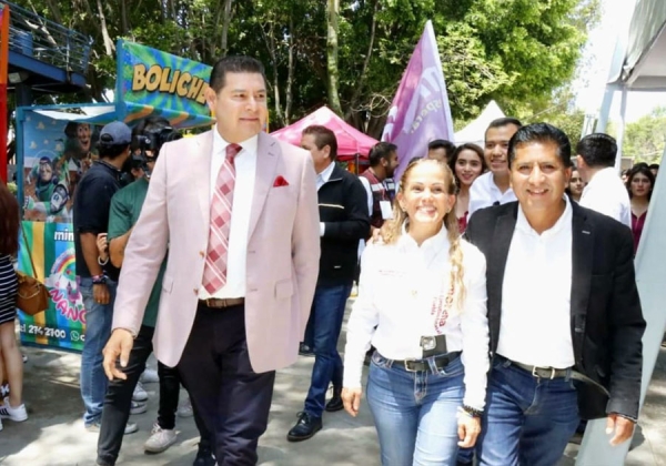 En unidad y por amor a Puebla, Morena realiza En unidad y por amor a Puebla, Morena realiza Foro de las Juventudes