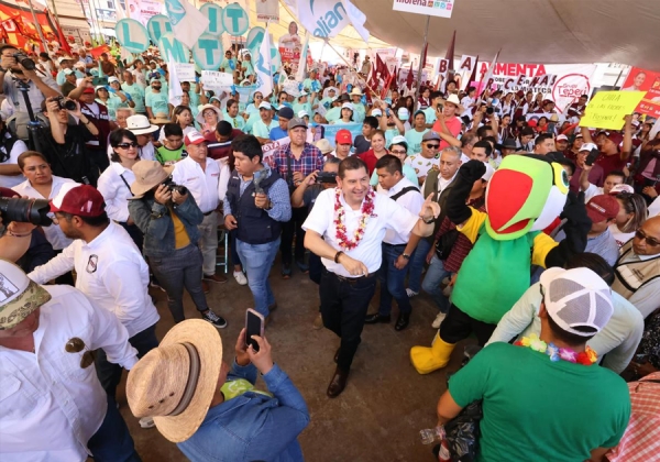 Fomentar valores desde Mi Casa es Puebla: Armenta