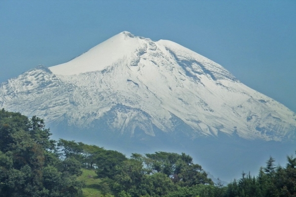 Mueren cuatro alpinistas en el volcán Citlaltépetl, en Puebla