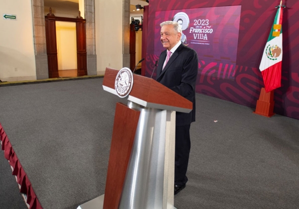 Migrantes, más importantes que trenes: AMLO