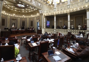 Presentan en el Congreso iniciativa para fortalecer medios de reinserción social para personas sentenciadas