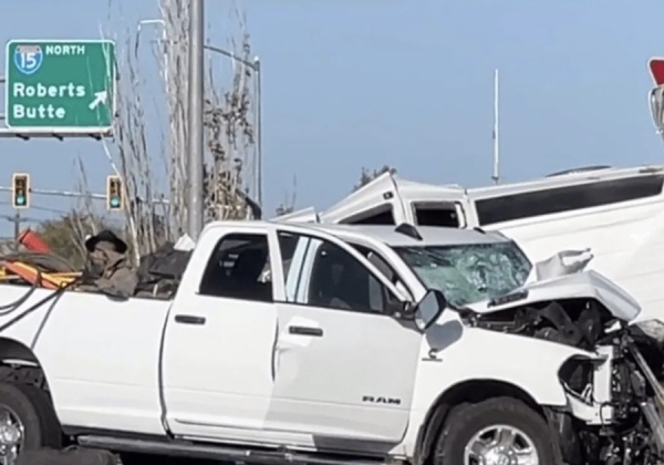 Mueren seis trabajadores agrícolas mexicanos en accidente vehicular en Idaho