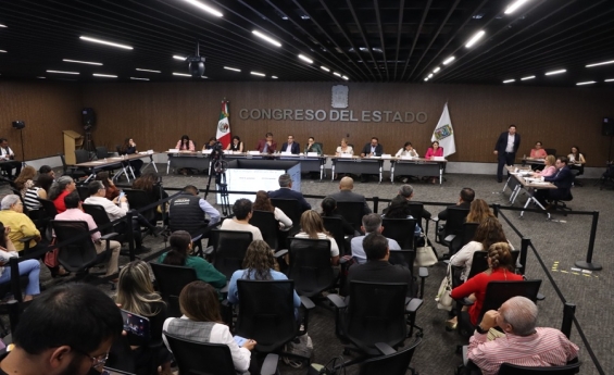 Comparecen titulares de SOAPAP y Agua de Puebla ante la Comisión de Hacienda y Patrimonio Municipal del Congreso