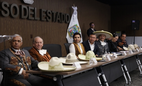 Acompaña diputado José Luis Figueroa toma de protesta del Consejo Directivo de la Peña Charra Nacional en Puebla