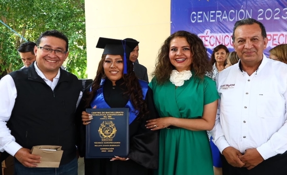 “La educación debe ser prioritaria para generar desarrollo y garantizar el bienestar de las familias poblanas”: Pável Gaspar