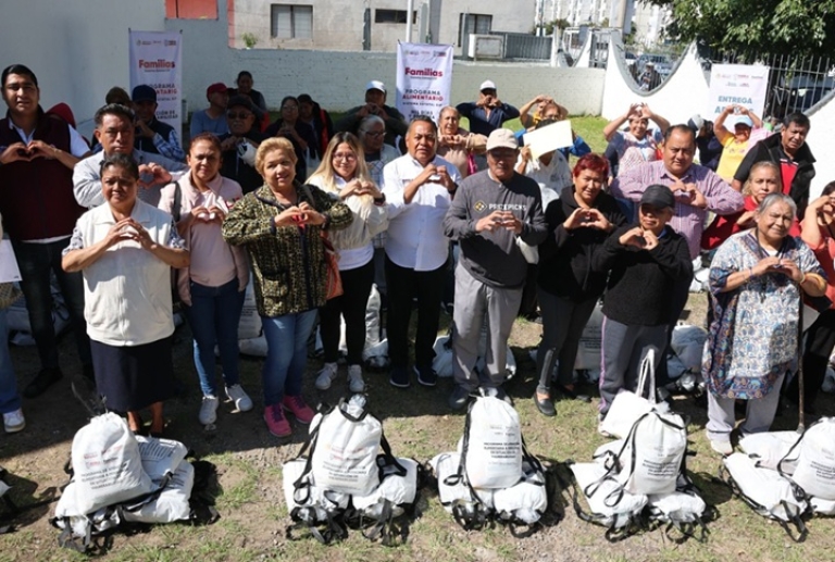 Protege SEDIF a familias en situación vulnerable con nutritivas canastas alimentarias