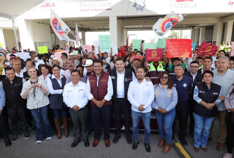 Detona conectividad carretera gobierno estatal en San José Chiapa