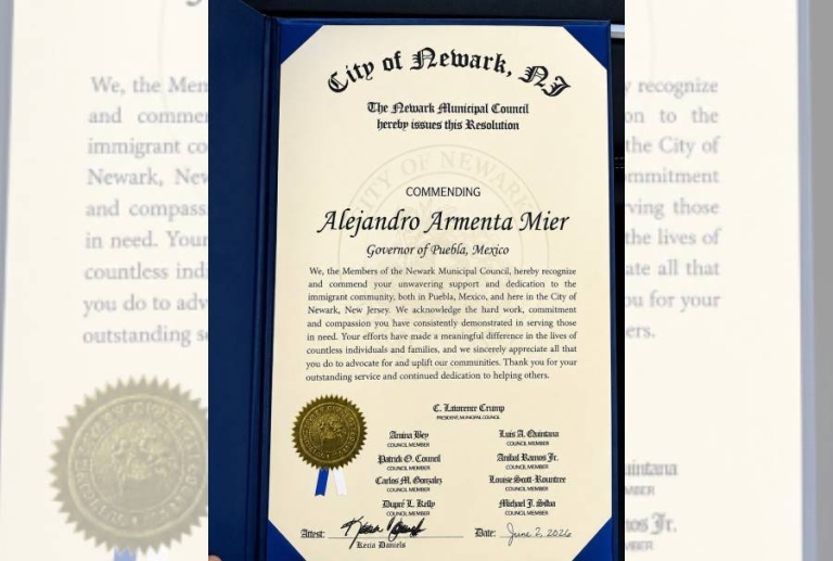 Ayuntamiento de Newark reconoce al gobernador Alejandro Armenta por su apoyo a la comunidad migrante
