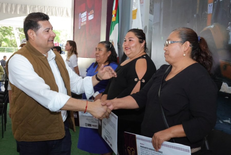 Con 508 proyectos de obra comunitaria, gobierno del estado impulsa bienestar
