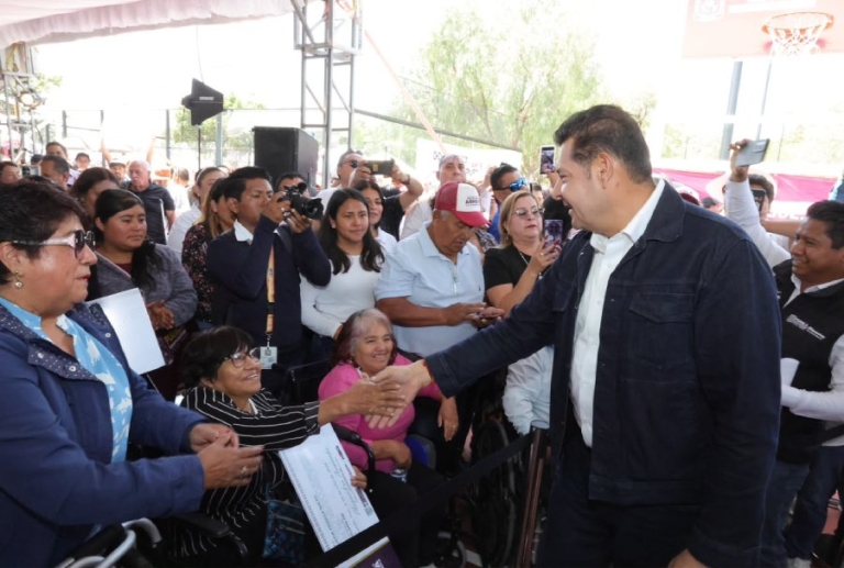 Gobierno Estatal destina más recursos al campo y  obra comunitaria en Tehuacán