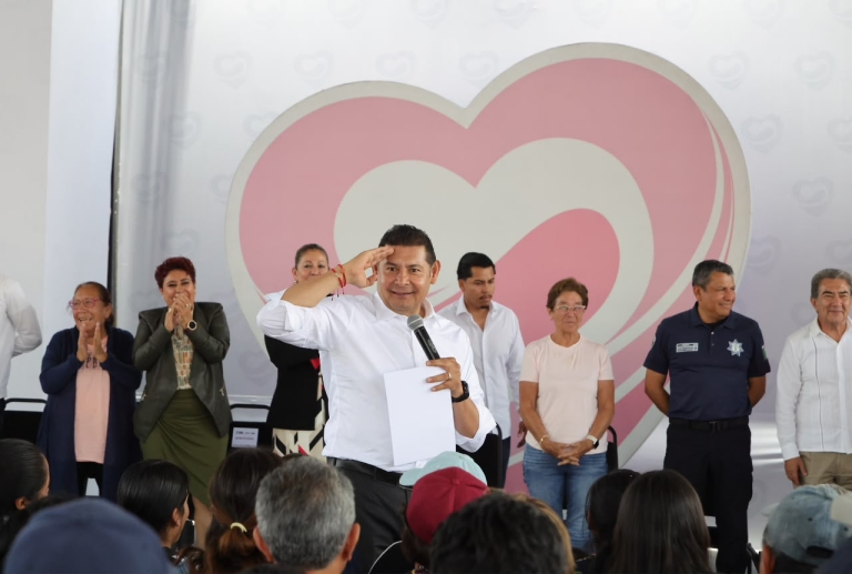 Acerca Gobierno estatal servicios integrales a familias de juntas auxiliares
